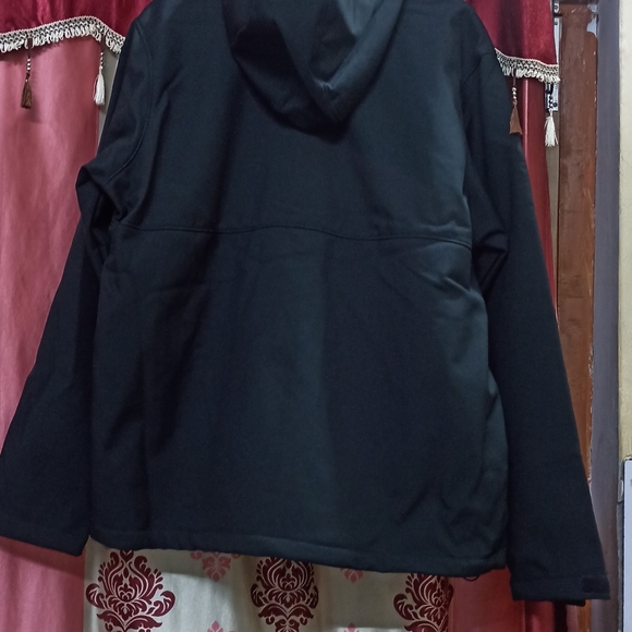 Columbia - Picture 4 of 10